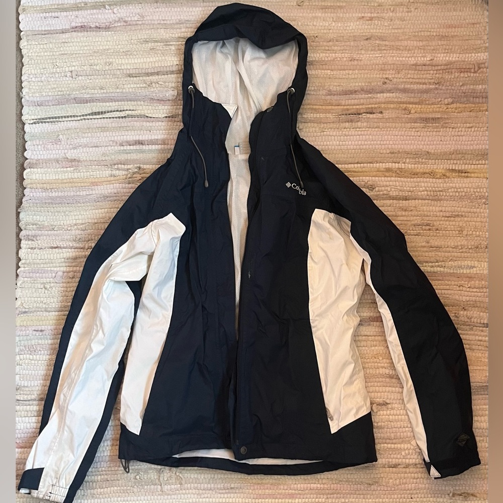Columbia windbreaker